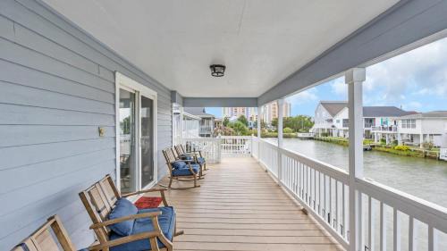 Cherry Grove Beach House | Captain's Cove - Pool Rooftop and Inlet Views