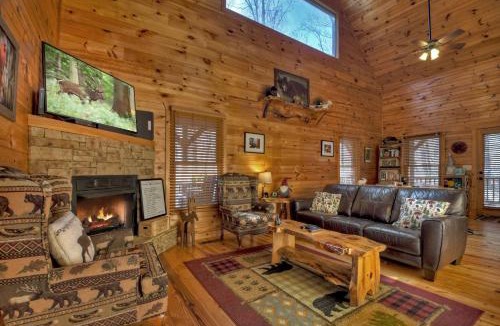 Morganton Villa | Cardinals Crossing Mountain view hot tub pet-friendly firepit