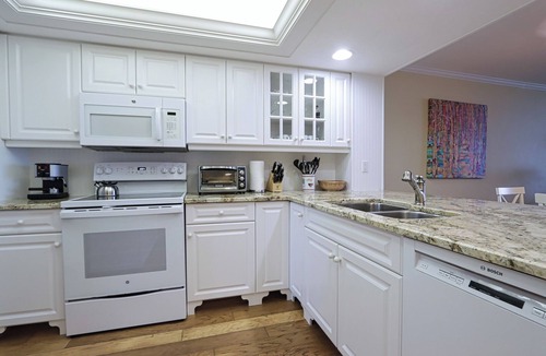 Beachview Country Club Estates House | Carefree Beachfront Sanibel Rental - Compass Point 152