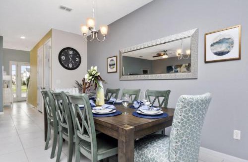 Four Corners House | Carey Palm Circle Townhouse #258888 Townhouse