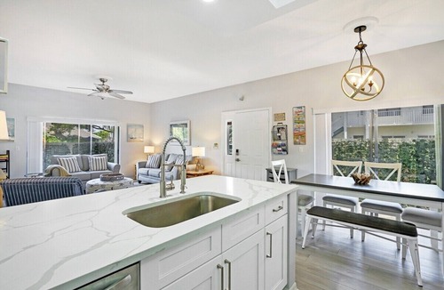 Bella Vista Condo | Carlin Park Villa,Pool,Pets OK-Walk to the Beach!