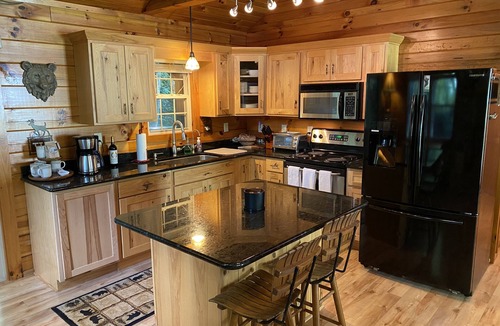 Waynesville Cabin | Carolina CREEKSIDE Cabin - Fire Pit & HOT TUB on the Creek - Easy Access