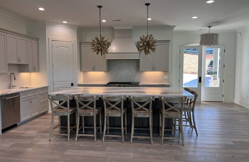 Seneca House | Carolina’s Cottage Cove-Lake Keowee