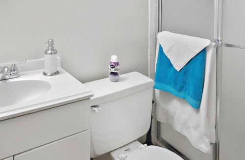 White Oak House | Carriage Guest House