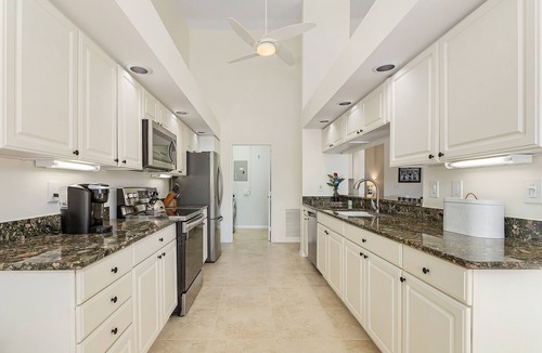 Bonita Bay House | Carriage House in Bonita Bay - 7 min from beach!