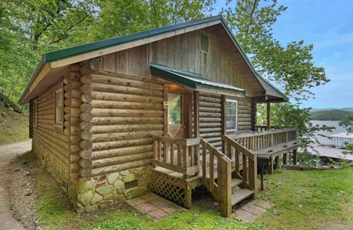 Ellijay Cabin | Carters Lakeside Log Cabin #1. Located in Carters Lake Marina, with boat slip !