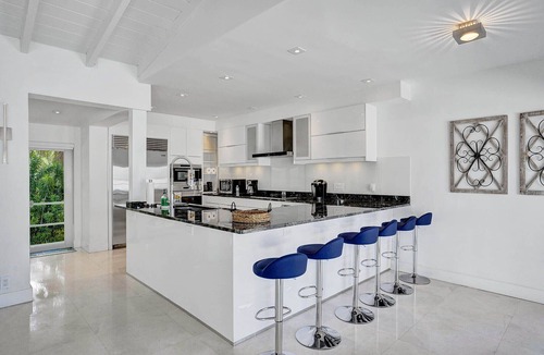 Birch Park Finger Streets House | Casa Alinna☀️HEATED Pool-Spacious Private Fort Lauderdale Beach House Kayak/Park