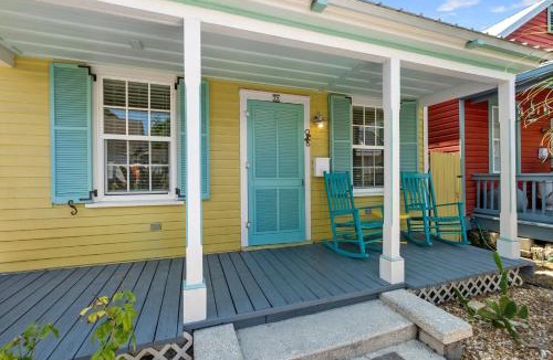 St. Augustine House | Casa Amarillo l Steps to Historic District