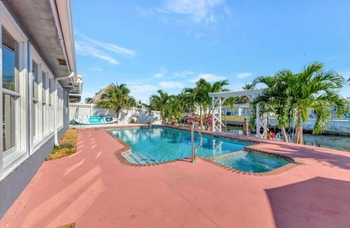 Deerfield Beach House | Casa by The Cove 3 bedroom 2 bath plus Office Intracoastal Front with Heated Pool and Spa