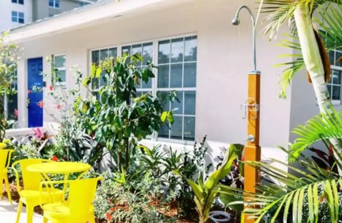 Lauderdale Harbours Apartment | Casa Cordova Apartments By Lowkl