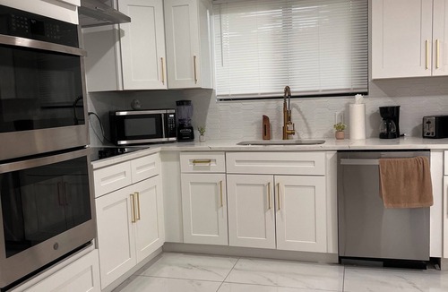 Liberty City House | Casa Del Encanto, Beautiful home 5 minutes from Wynwood Design destrict
