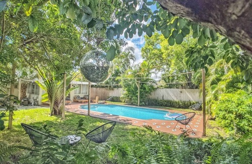 Downtown Fort Lauderdale House | Casa del Ojo Vacation Villa, 3 King beds, Private Pool