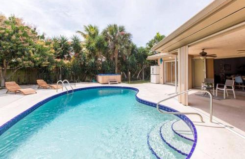 South Palm Park Neighborhood Association House | Casa Del Sol-Huge 3br! Beaches Pool and Hot Tub!