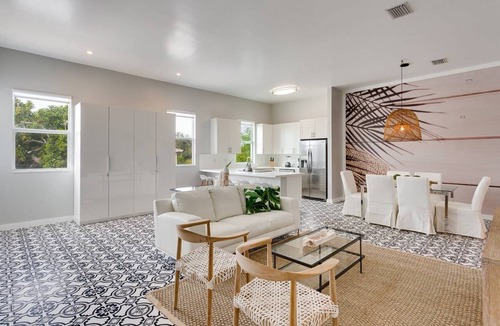 Southwest Coconut Grove House | Casa Grande - Second Floor