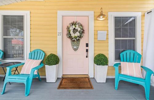 Lincolnville House | Casa Lovett - Tropical Bungalow