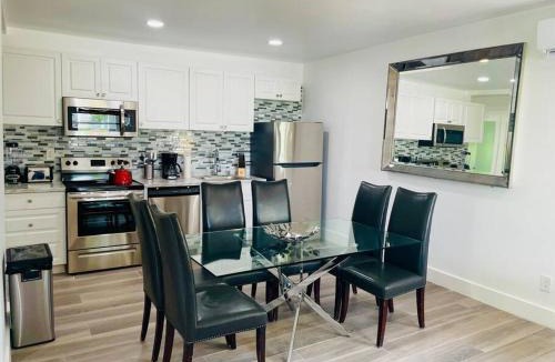 Wynwood Art District House | Casa Wynwood 4BR 2BTH