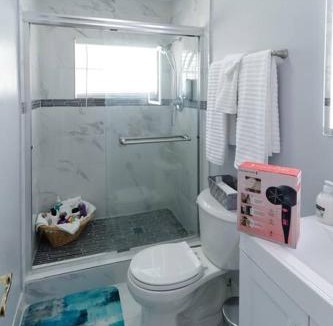 Cutler Bay House | CasaBay 4 Bed 2 Bath House Ultimate Backyard Fun