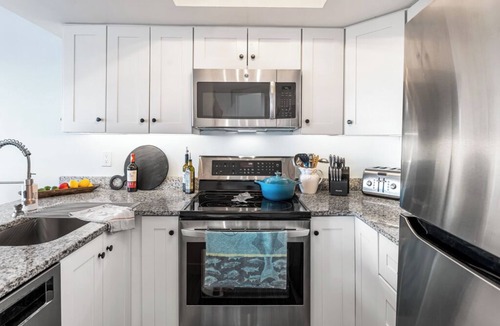 Safety Harbor Club House | Casita Salida del Sol-North Captiva Island Waterfront townhouse w/dockage