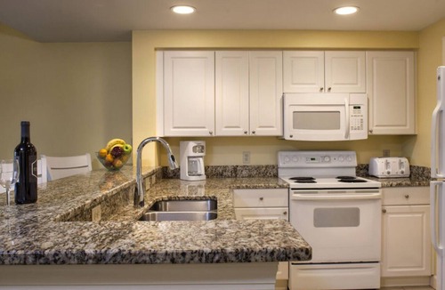 Hilton Head Island Condo | Casual two bedroom condo at Waterside by Spinnaker, Hilton Head. Reserve now!