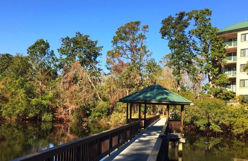 Hilton Head Island Condo | Casual two bedroom condo at Waterside by Spinnaker, Hilton Head. Reserve now!