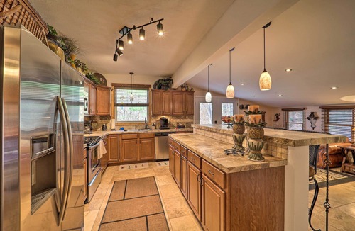Cattail Creek Cottage | 'cattail Creek' Escape, 44 Mi to Mt Mitchell!