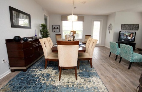 Florida Center Apartment | Cayview Condo #231537