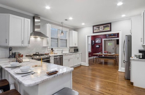 Rosewood House | CB90 Clubhouse: USC, Ft Jackson, Downtown Columbia