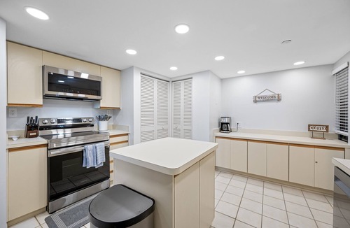 Sand Key Condo | CBC 1-20BC- Penthouse with panoramic views of the gulf!
