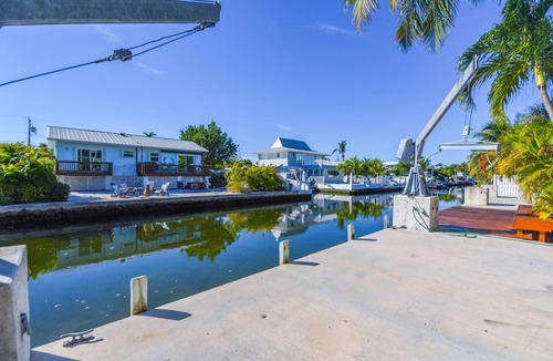 Eden Pines House | Cedar Cottage | Adorable canalfront cottage, lots of dockage on Big Pine Key