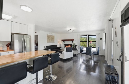 Sparta House | Center Hill Lakehouse, Panoramic Views & Deck