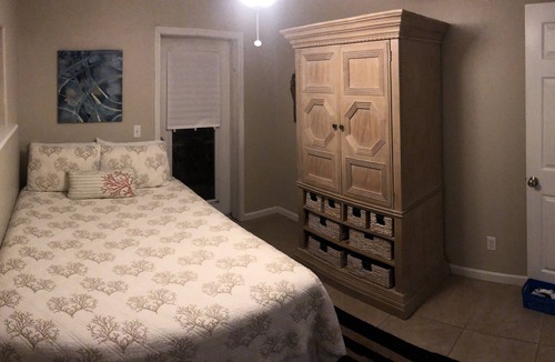 Jacksonville Beach House | Center of Jacksonville beach. Location location