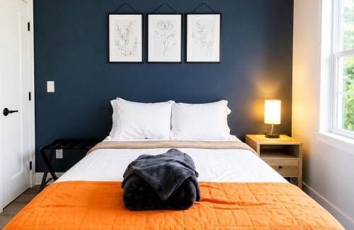 Kensington Apartment | Central City 2-Bedroom Retreat,Washer & Dryer,WiFi