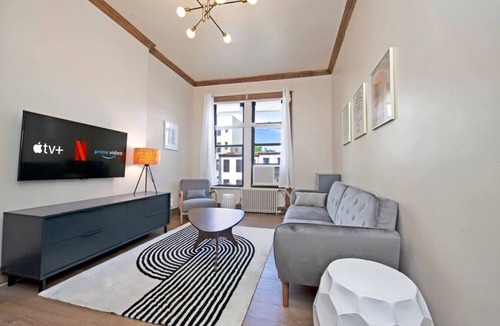 Park Slope Apartment | Centralized apt in Park Slope near the park and the city