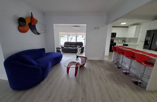 Westchester House | Centrally located 4 bds/3baths heated pool home in the heart of Miami!