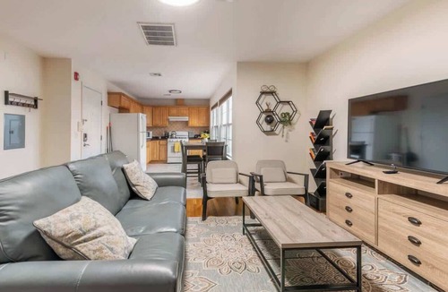Central Business District Apartment | Centrally located-FREE Parking/Near EWR