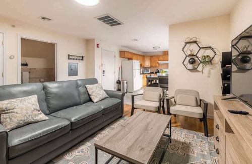 Central Business District Apartment | Centrally located-FREE Parking/Near EWR