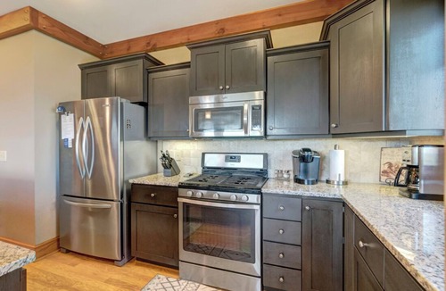 Boone Condo | Chalakee Lodge CH-3- Mountain View, Gated Resort, Indoor/Outdoor Pools & Hot Tub