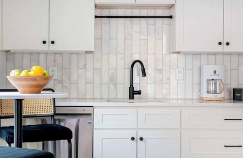 Old Fourth Ward House | Champagne Wishes