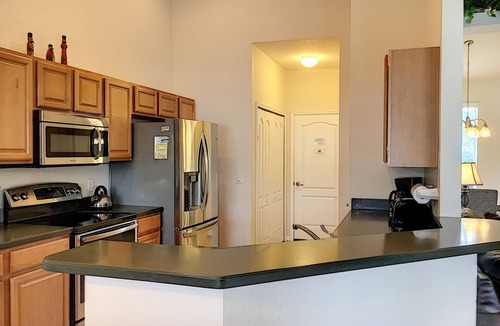 West Haven House | CHARLESTON MANOR: Private Pool 24/7 Support During Your Stay
