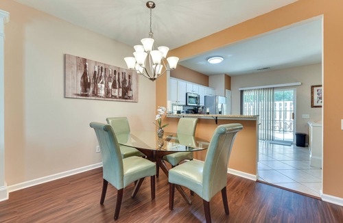Charlotte House | Charlotte Townhome w/Deck: 18 Mi to Downtown!