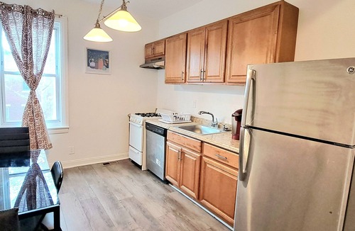 Old Goucher Apartment | Charm's City Studio 24