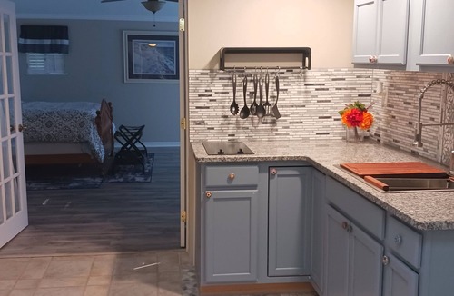 Altamonte Springs Apartment | Charming 1-bedroom Cottage Apt-Swim & Spa in Central Flroida, 725 sq ft