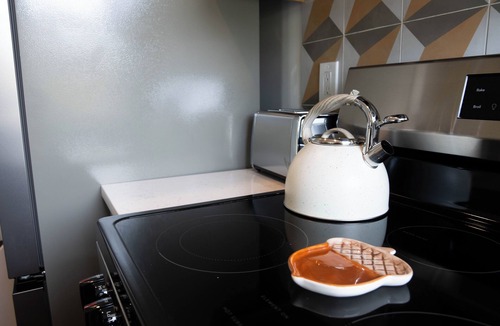 Lawrenceville Apartment | Charming 1-bedroom apartment in Lawrence Township with AC