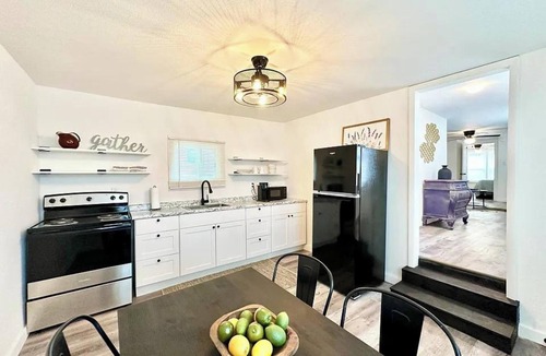 West Plains Apartment | Charming 1-bedroom entire apartment with AC, WiFi in West Plains