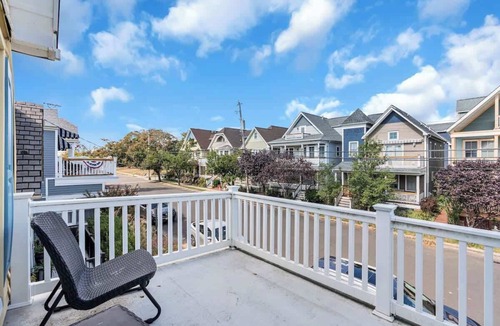 Ocean Grove Apartment | Charming 1BR Apt w/Balcony near Beach & Asbury