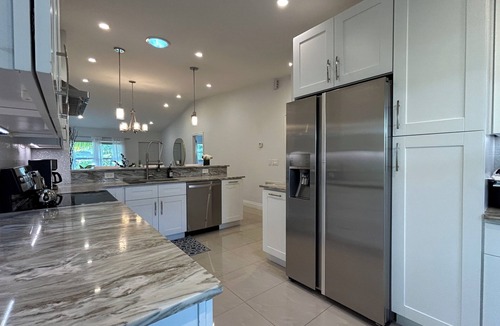 Deerfield Beach House | Charming 2-bedroom house with gorgeous patio garden