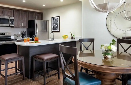 Bonita Springs Condo | Charming 2-bedroom condo with WiFi, AC in delightful Bonita Springs