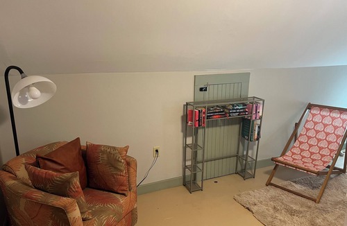Milton House | Charming 2-bedroom bungalow with WiFi, AC in delightful Milton
