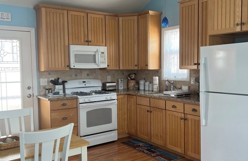 Dover Beaches North Cottage | Charming 2-bedroom cottage with WiFi, AC in Lavallette