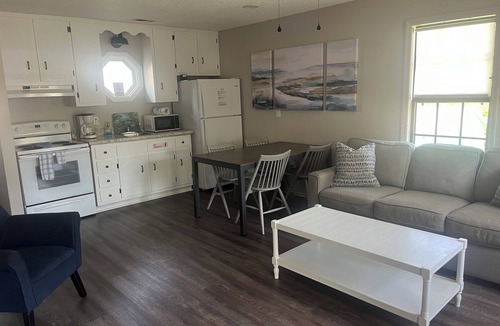 Winchester Cabin | Charming 2-bedroom cabin with Tims For Lake views from your private deck!